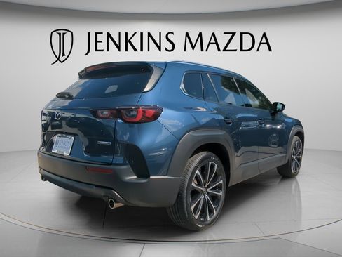 Certified 2025 MAZDA CX-50 AWD 2.5 S w/ Premium Plus Pkg image 4