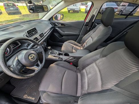 Used 2014 MAZDA MAZDA3 i Touring w/ Moonroof Package 1 FWD image 8