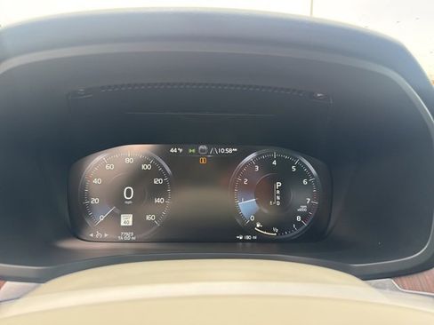 Used 2021 Volvo S60 T5 Momentum image 9