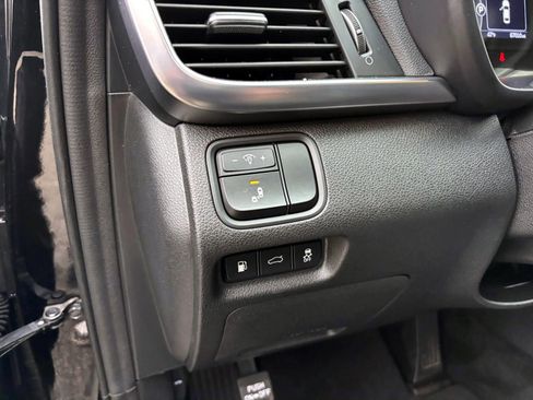 Used 2018 Kia Optima EX image 14