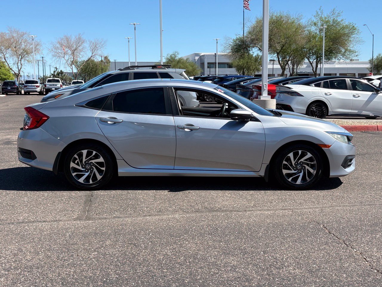 Used 2016 Honda Civic EX image 7