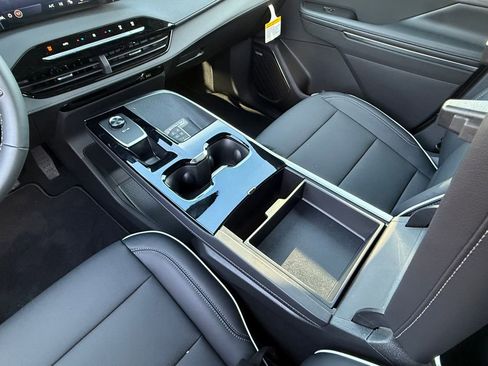 New 2026 Buick Enclave Preferred w/ Power Package image 22