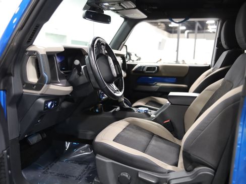 Used 2023 Ford Bronco Wildtrak AWD/4WD image 16