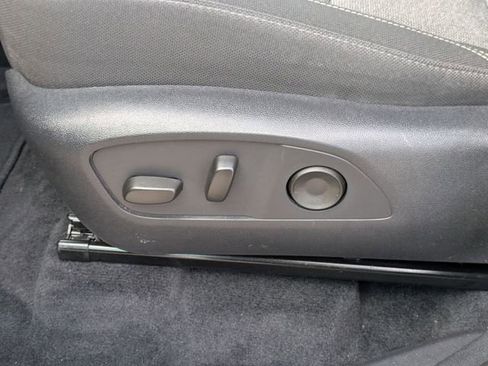 Used 2025 GMC Acadia Elevation FWD image 14