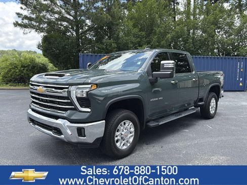 Used 2025 Chevrolet Silverado 2500 LTZ w/ LTZ Convenience Package AWD/4WD image 1
