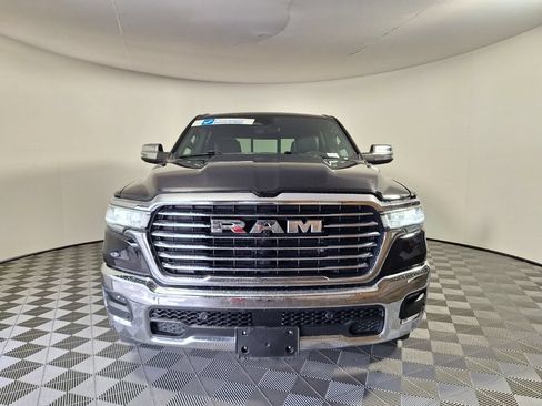 Used 2025 RAM 1500 Laramie AWD/4WD image 2