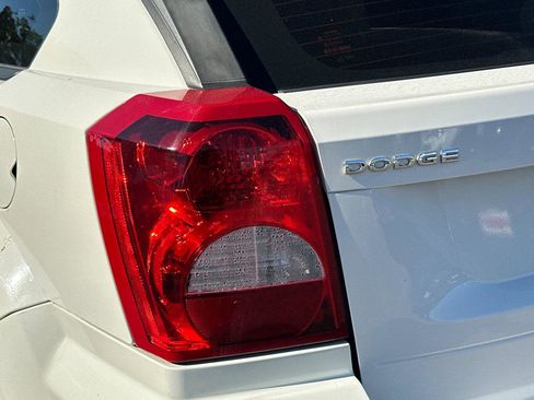 Used 2009 Dodge Caliber SXT image 5