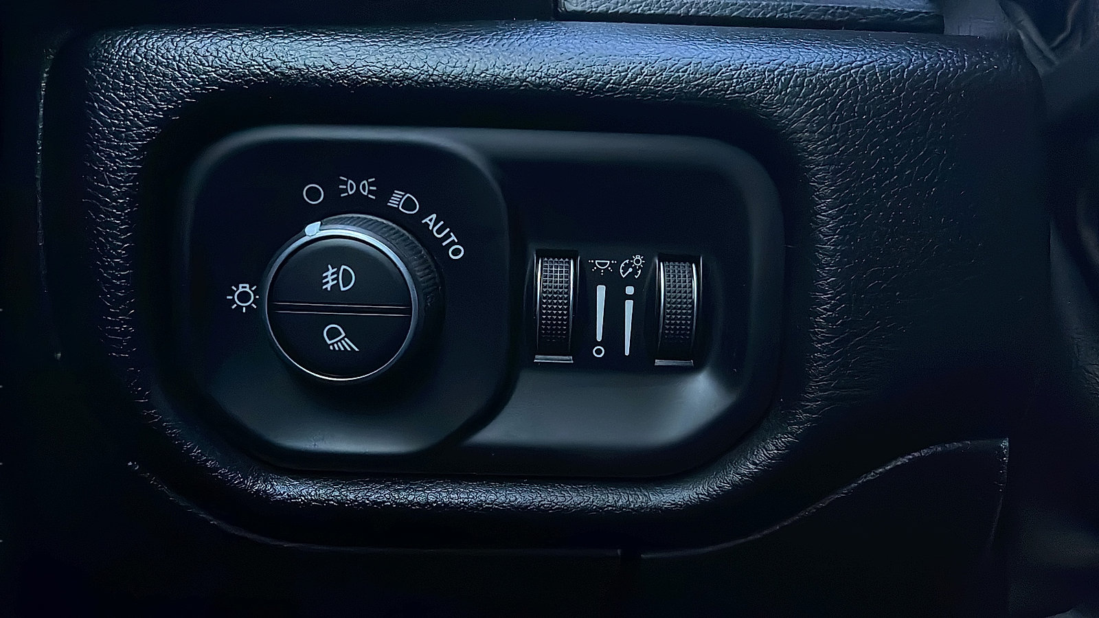 Used 2019 RAM 1500 Big Horn AWD/4WD image 20
