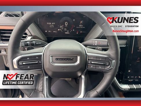 Used 2025 GMC Yukon Denali image 28