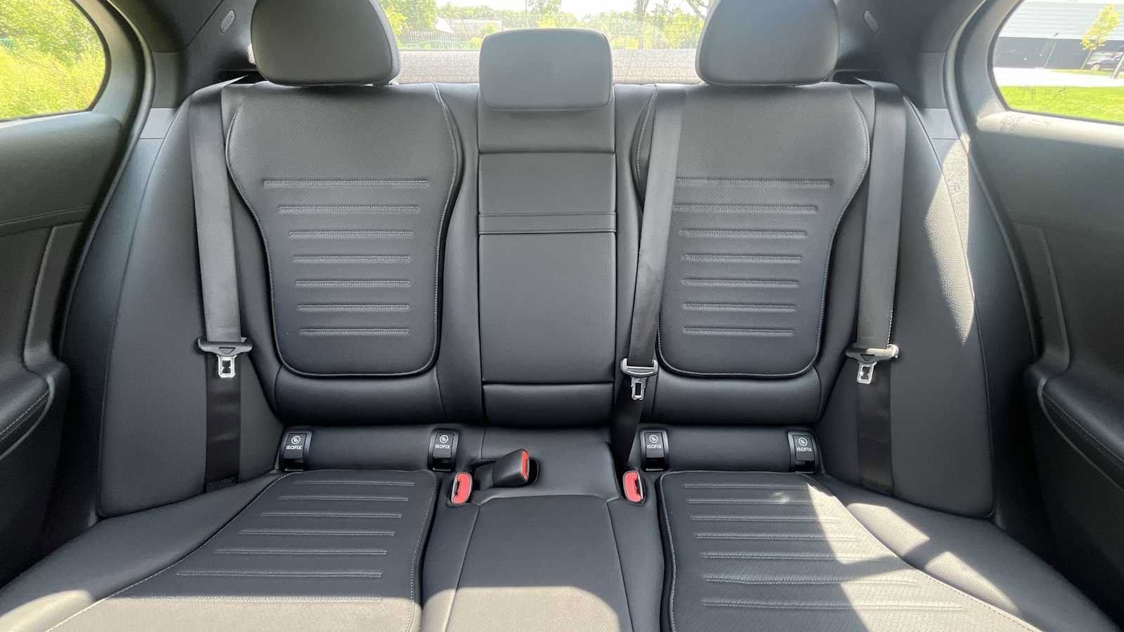 Used 2026 Mercedes-Benz C 300 4MATIC Sedan image 31