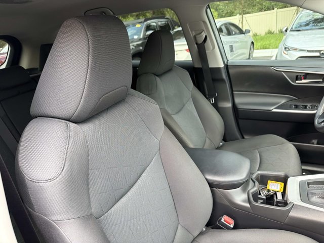 Used 2024 Toyota RAV4 XLE FWD image 17