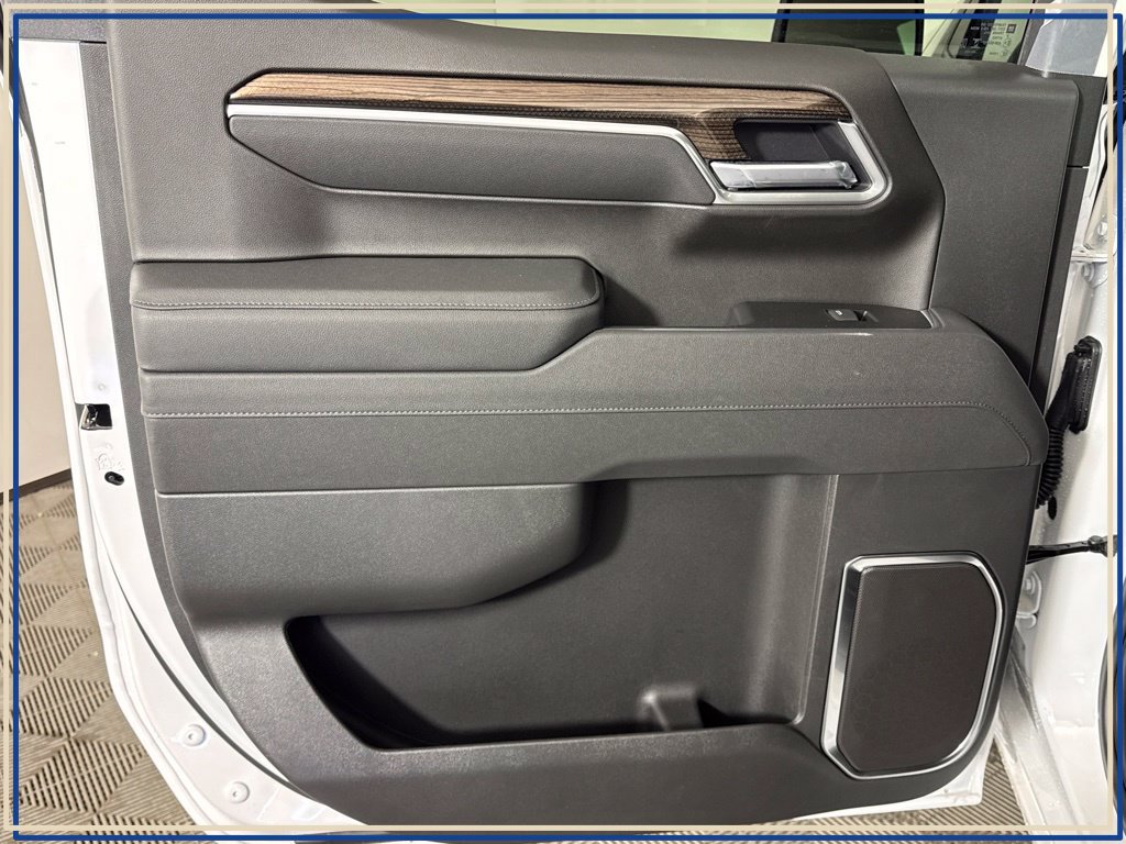 New 2026 Chevrolet Silverado 1500 RST AWD/4WD image 34