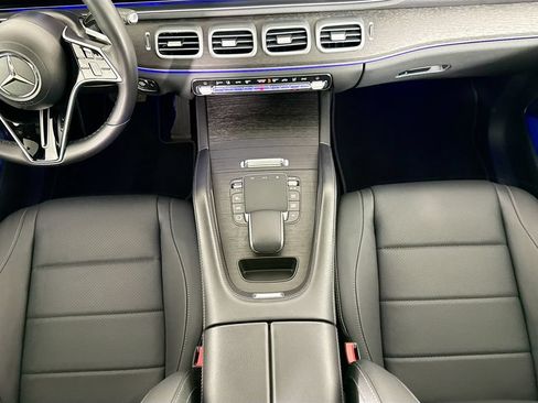 Certified 2025 Mercedes-Benz GLE 350 4MATIC w/ AMG Line Exterior image 17