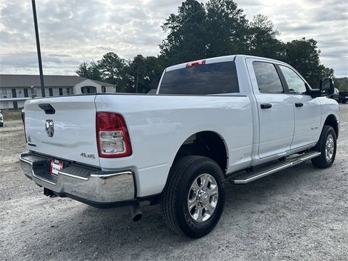 Used 2024 RAM 2500 Big Horn w/ Bed Utility Group image 5