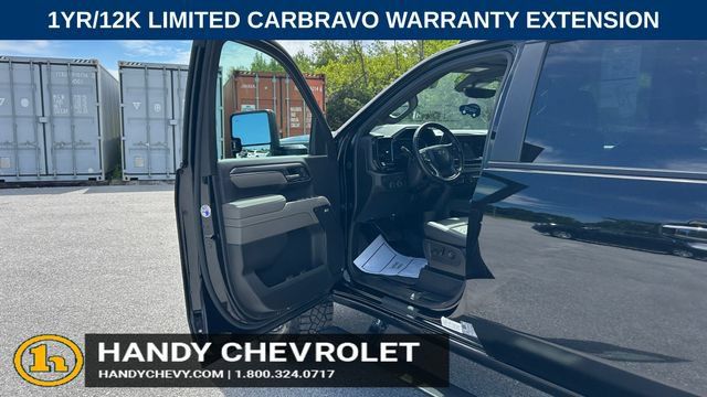 Certified 2025 Chevrolet Silverado 2500 ZR2 w/ Technology Package AWD/4WD image 11