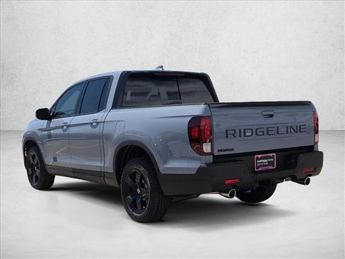 New 2026 Honda Ridgeline Black Edition image 9