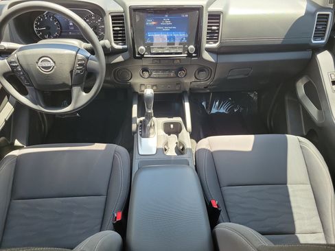 Certified 2024 Nissan Frontier SV w/ Technology Package RWD image 20