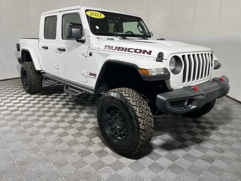 Used 2021 Jeep Gladiator Rubicon image 2
