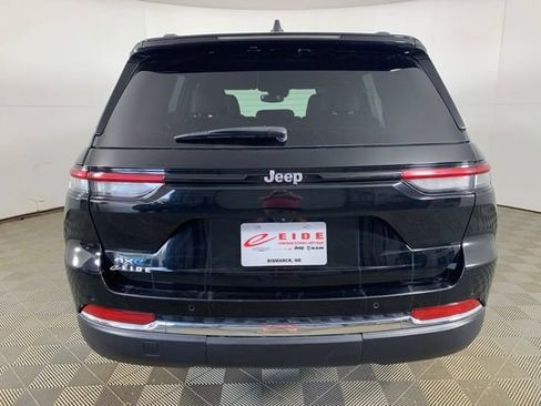 Used 2024 Jeep Grand Cherokee Limited 4xe AWD/4WD image 17