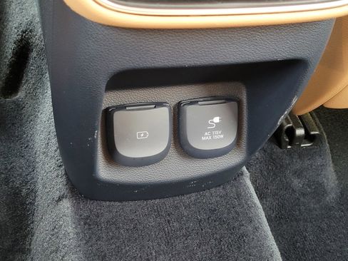 Used 2022 Genesis GV80 2.5T w/ Advanced Package 02 image 14