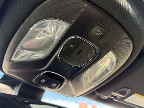 New 2025 Jeep Compass Latitude w/ Sun & Sound Group image 22