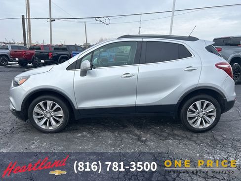 Used 2019 Buick Encore Preferred image 9