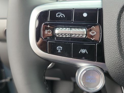 New 2026 Genesis GV60 RWD image 5