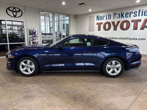 Used 2019 Ford Mustang Coupe image 7