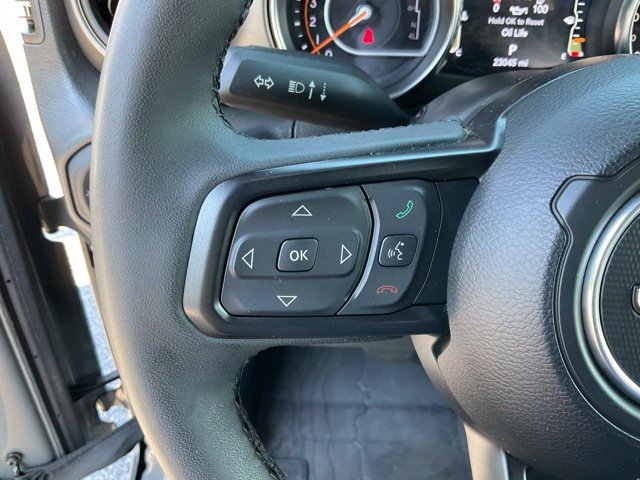 Used 2023 Jeep Gladiator Sport AWD/4WD image 9