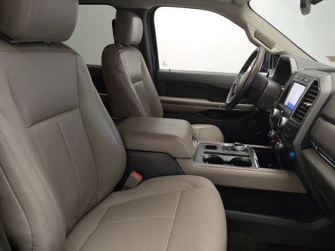 Used 2020 Ford Expedition XLT w/ Equipment Group 202A image 21