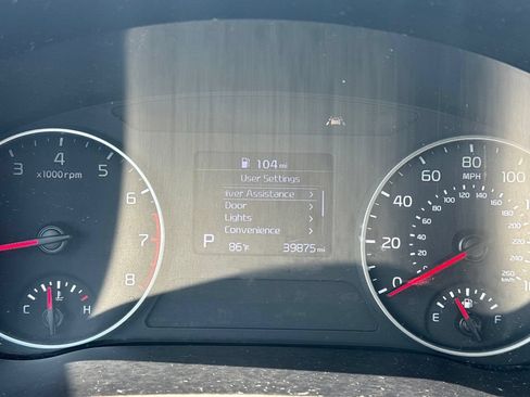 Used 2021 Kia Seltos S AWD/4WD image 41