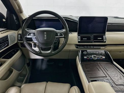 Used 2021 Lincoln Navigator Reserve w/ Luxury Package AWD/4WD image 30