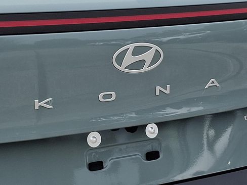 New 2027 Hyundai Kona Limited AWD/4WD image 18