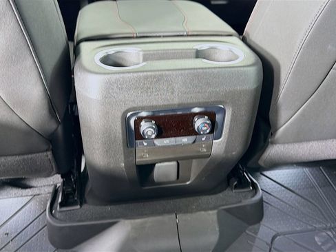 New 2026 Chevrolet Suburban RST w/ Comfort Package AWD/4WD image 23