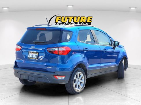 Used 2020 Ford EcoSport SE w/ SE Convenience Package image 4