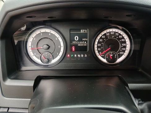 Used 2018 RAM 2500 Tradesman w/ Chrome Appearance Group image 36