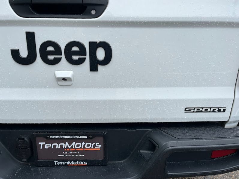 Used 2020 Jeep Gladiator Sport w/ Quick Order Package 24S AWD/4WD image 47
