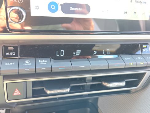 Certified 2026 Toyota Camry SE image 15