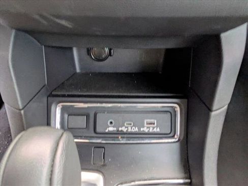 Used 2025 Subaru Ascent Premium AWD/4WD image 14