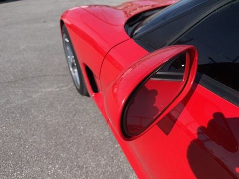 Used 2000 Chevrolet Corvette Coupe w/ Roof Pkg image 23