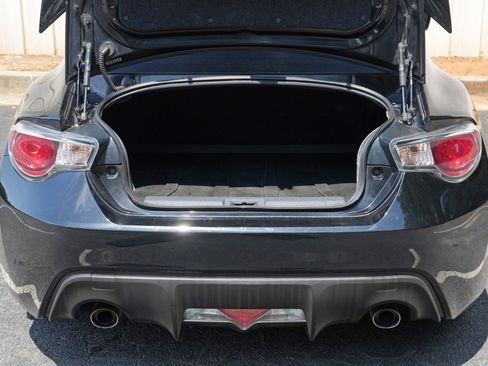 Used 2014 Subaru BRZ Limited RWD image 9