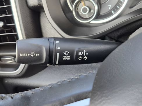 Used 2019 RAM 1500 Big Horn RWD image 27