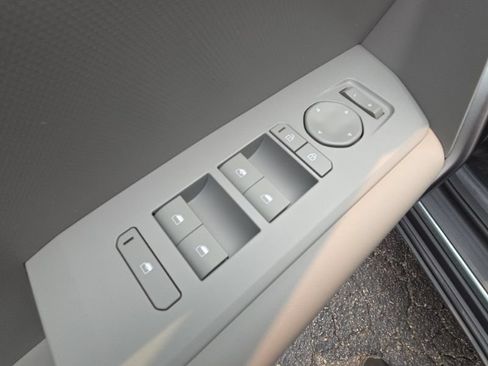 New 2027 Kia Seltos S AWD/4WD image 24