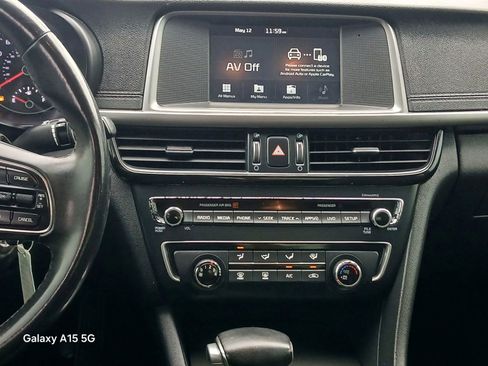 Used 2018 Kia Optima S FWD image 25