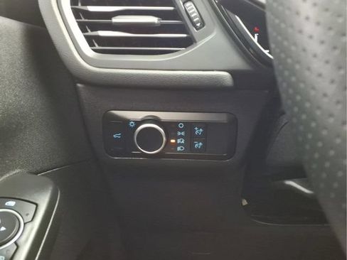 Certified 2024 Ford Escape ST-Line w/ Tech Pack #1 AWD/4WD image 13