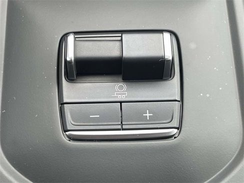 Used 2025 GMC Sierra 2500 Denali Ultimate w/ Max Trailering Package image 23