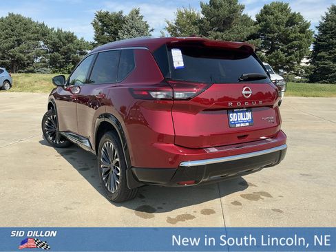 New 2026 Nissan Rogue Platinum w/ Platinum Premium Package image 3