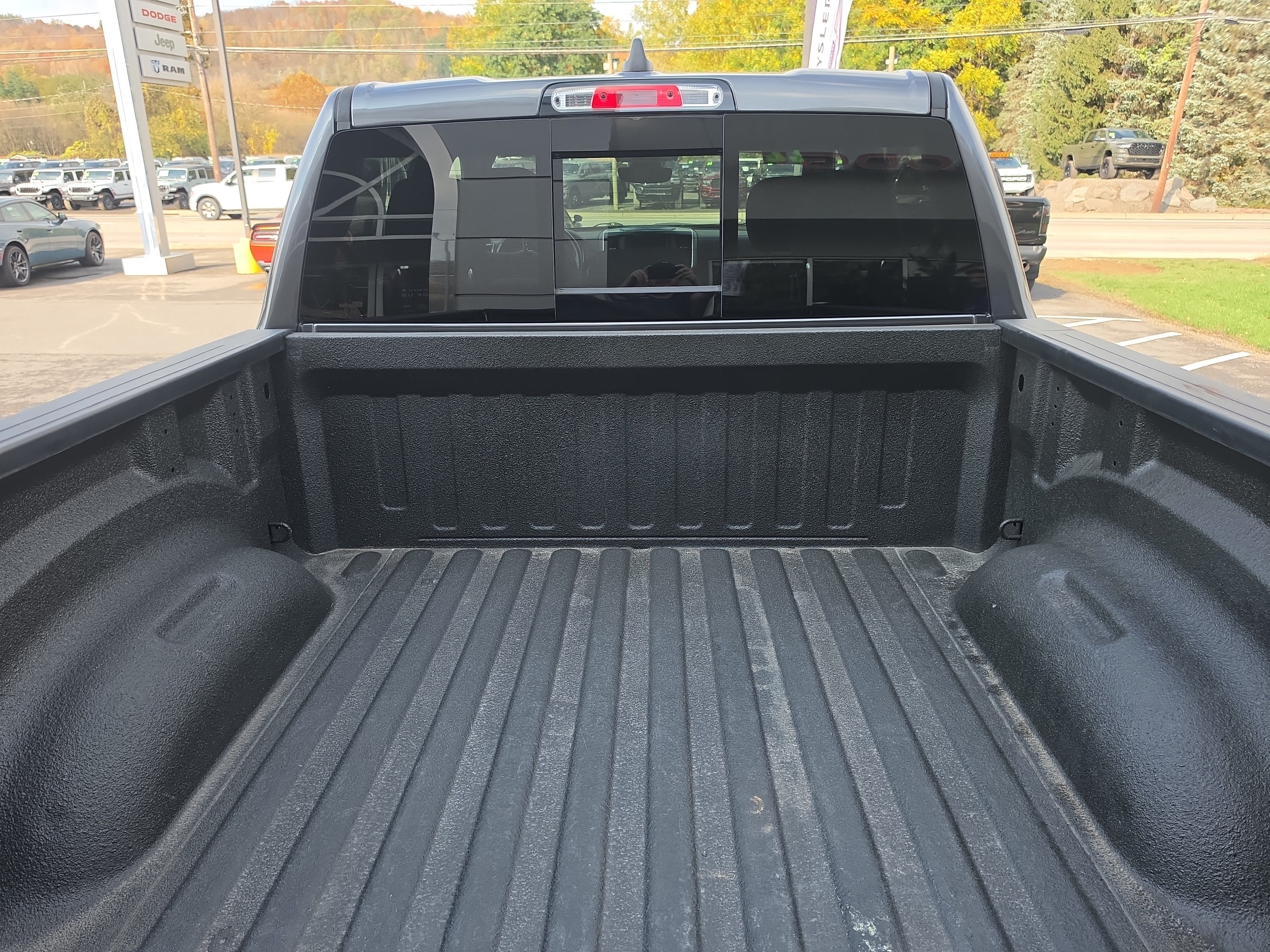 Used 2022 RAM 1500 Big Horn AWD/4WD image 5