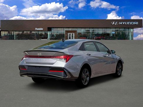 New 2026 Hyundai Elantra SEL Sport Premium FWD image 7