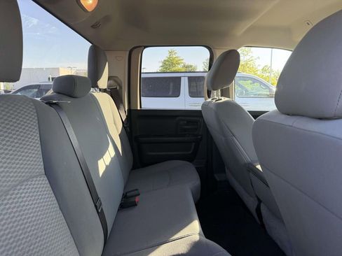 Used 2019 RAM 1500 Express w/ Express Value Package AWD/4WD image 16